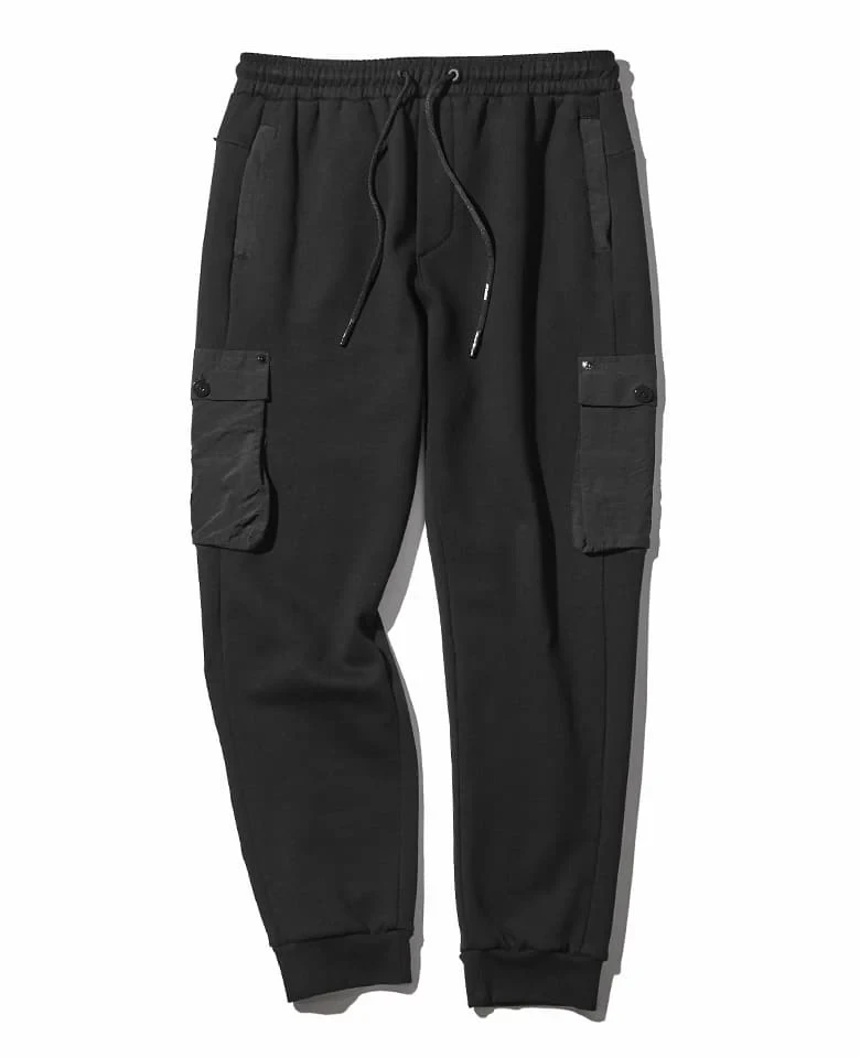 秋冬の最旬ベーシック】楽でサマになる「セットアップ2」 | 買えるLEON