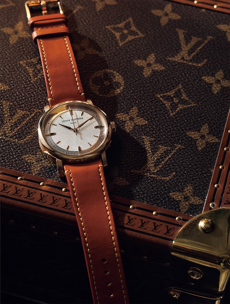 ▲ 「エスカル オトマティック ローズゴールド グレー」自動巻き、18KRGケース(39mm)、カーフレザーストラップ。50m防水。414万7000円/ルイ・ヴィトン(ルイ・ヴィトン クライアントサービス)