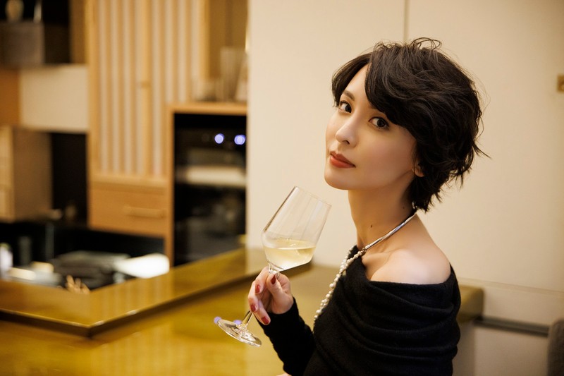 奈月セナ　WebLEON 　痴人の愛　とり難波