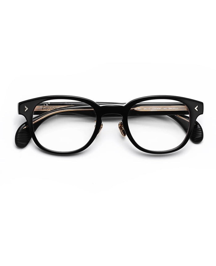 サングラス3万9600円／ダブルジェイケイ×ロッツァ（買えるLEON）