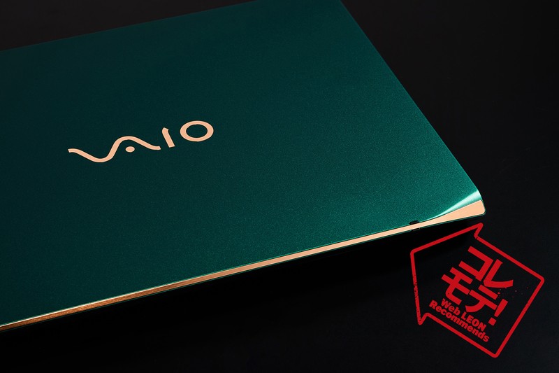 「SX14-R」25万9800円〜/VAIO