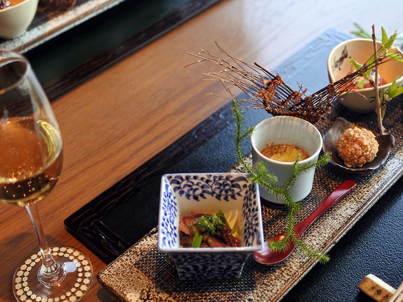 発酵食を取り入れた日本料理が供されます。