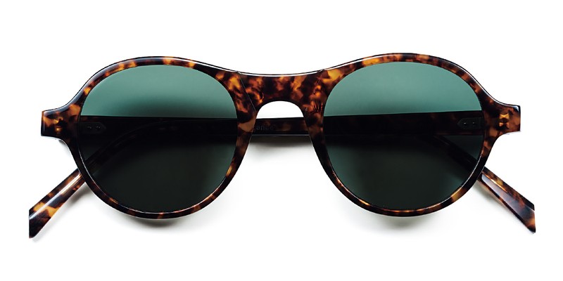 メガネ8万2500円/ラザール・ステュディオ(グローブスペックス エージェント)