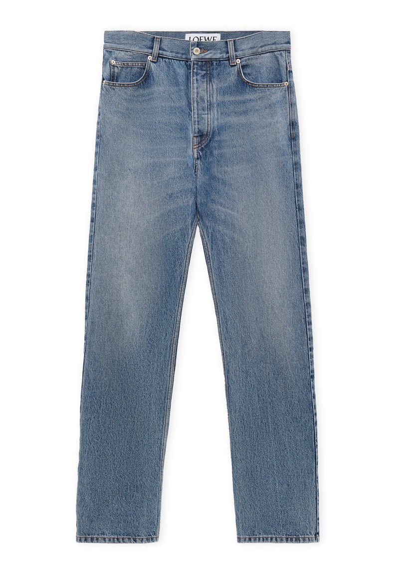 デニムパンツ14万4100円/ロエベ(ロエベ ジャパン クライアントサービス)
