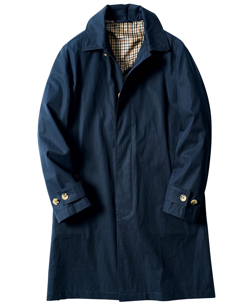 ▲ コート20万9000円/ダックス(三共生興ファッションサービス)
