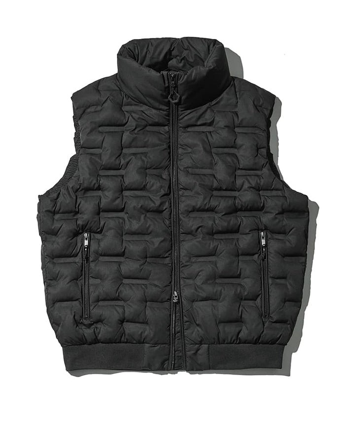 ダウンベスト¥32,340（SALE価格）¥46,200／リプレイ（買えるLEON）