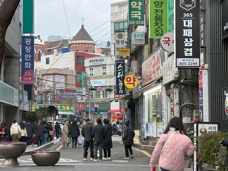韓国　釜山　美容医療　しみ取り　Web LEON
