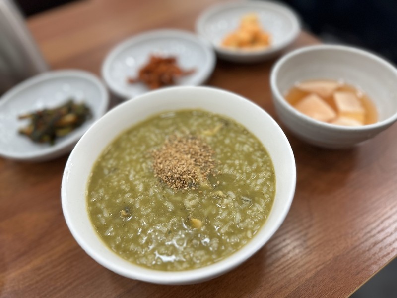 韓国　釜山　美容医療　しみ取り　Web LEON