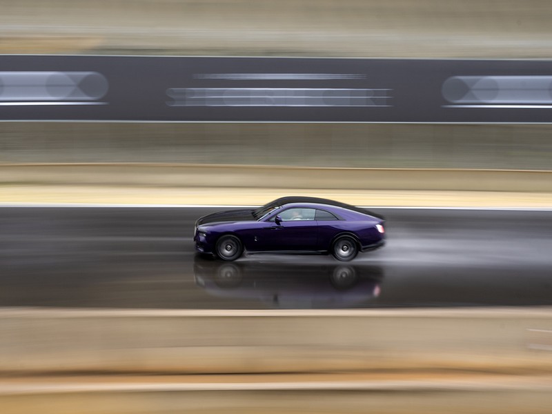バルセロナではけっこう雨にたたられたがサーキットでも安定した走り。