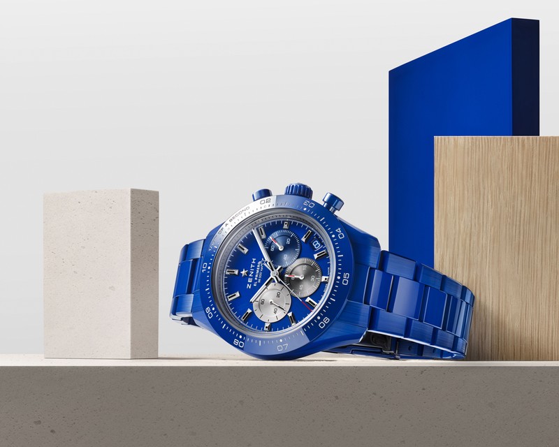 「クロノマスタースポーツ 160th アニバーサリーエディション」自動巻き、セラミックケース(41mm)✕ブレスレット(ブルーラバーストラップが付属)。10気圧防水。世界限定160本。310万2000円/ゼニス(ゼニス ブティック銀座)
