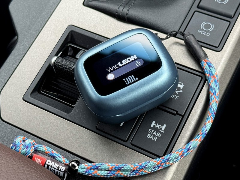 「JBL Live Beam 3」