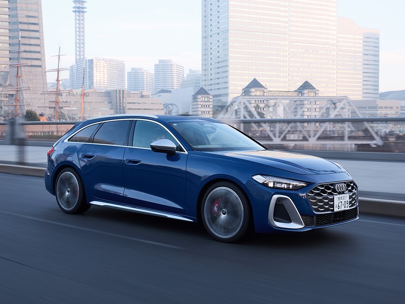アウディ ステーションワゴンの「アバント」。車両価格はA5が599万円〜、S5は1035万円〜。