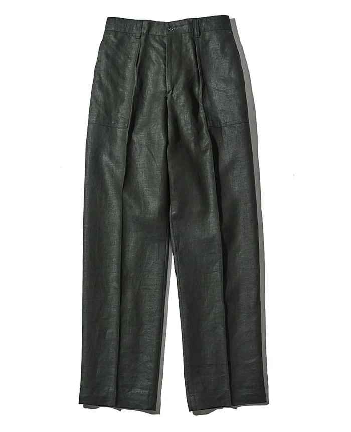 パンツ4万1800円／コロニー クロージング（買えるLEON）