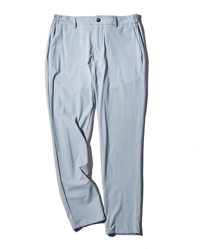 パンツ4万9500円／アルベルト ブレーシ（買えるLEON）