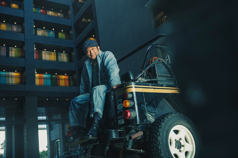 山口智充　三菱ジープ　WebLEON  LEON 