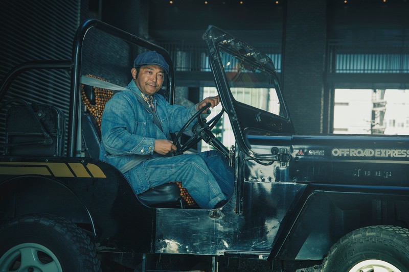 山口智充　三菱ジープ　WebLEON  LEON 