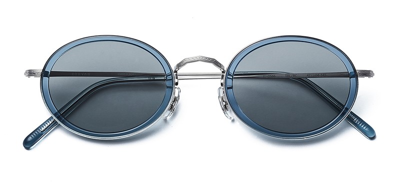 サングラス5万600円／アイヴァン（買えるLEON）