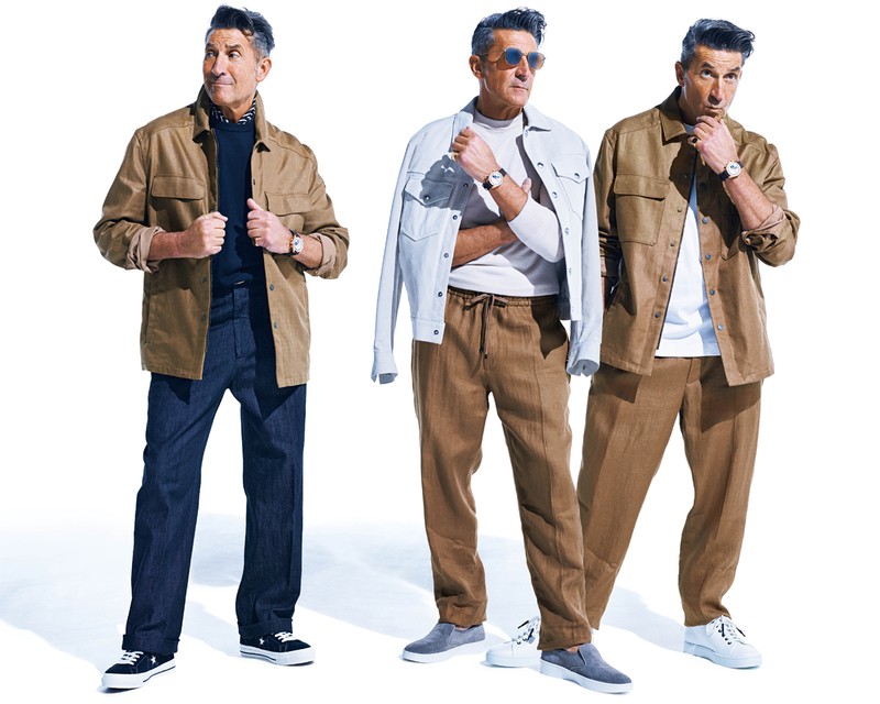 右●ジャケット31万200円、パンツ13万4200円/ともにモンクレール(モンクレール ジャパン)、Tシャツ1万7820円/サンスペル(サンスペル カスタマーサービス)、スニーカー11万2200円/マノロ ブラニク(ブルーベル・ジャパン)、リング84万5900円/ビジュピコ(ビジュピコ 徳島店)、時計282万7000円/ゼニス、中●ジャケット35万900円、ニット8万6900円/ともにイレブンティ(三喜商事)、スニーカー4万7300円/ペリーコサニー(アマン)、サングラス5万8190円/オリバーピープルズ(ルックスオティカジャパン カスタマーサービス)、リング84万5900円/ビジュピコ(ビジュピコ 徳島店)、時計282万7000円/ゼニス、左●ニット3万8500円/ジョン スメドレー(リーミルズ エージェンシー)、パンツ6万1600円/タリアトーレ(トレメッツォ)、スカーフ2万3100円/レスカーフ(ビームス 六本木ヒルズ)、スニーカー1万5400円/コンバース(コンバースインフォメーションセンター)、リング84万5900円/ビジュピコ(ビジュピコ 徳島店)、時計282万7000円/ゼニス