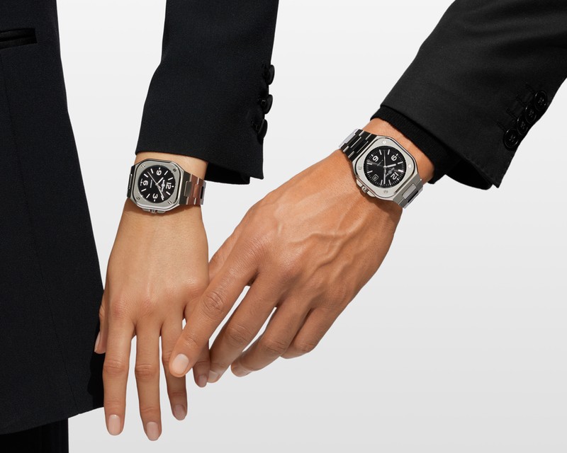 「BR-05 36mm」自動巻き、SSケース(36mm)×ブレスレット。100m防水。64万9000円/ベル&ロス(ベル&ロス 銀座ブティック)