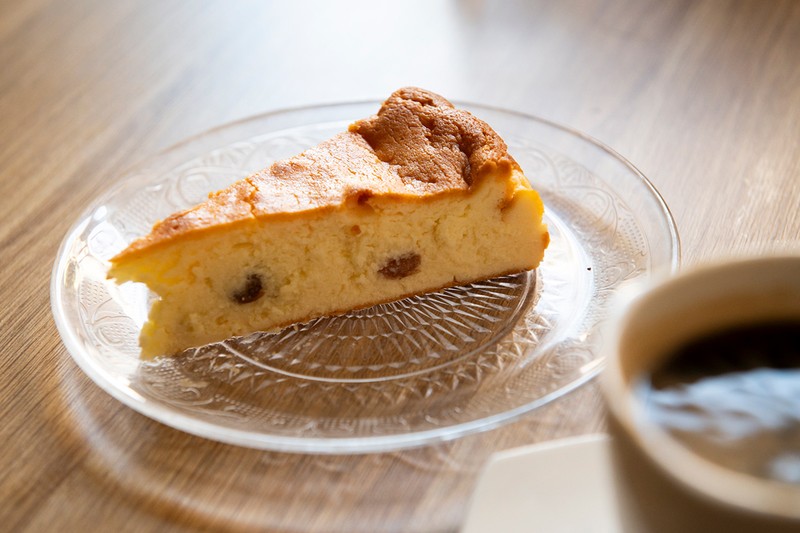 チーズケーキ(315円)。