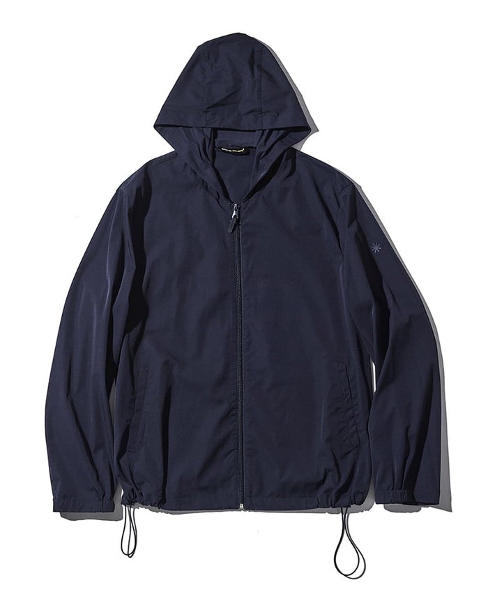 パーカ6万500円／マヌエル リッツ（買えるLEON）