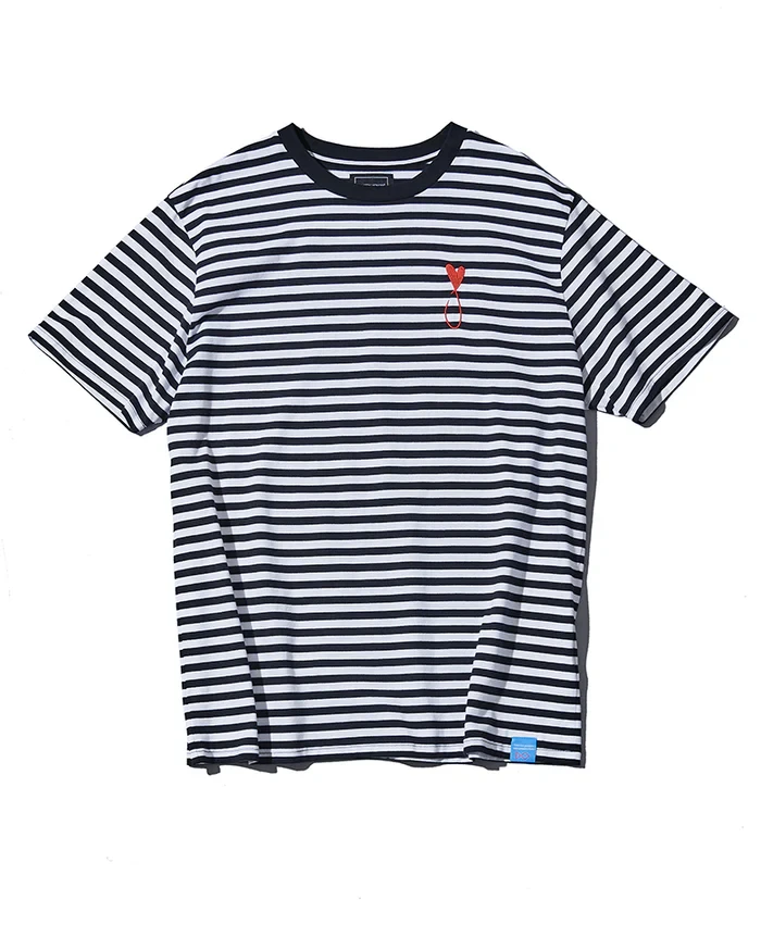 Tシャツ1万8700円／メゾンオノレ パリ（買えるLEON）