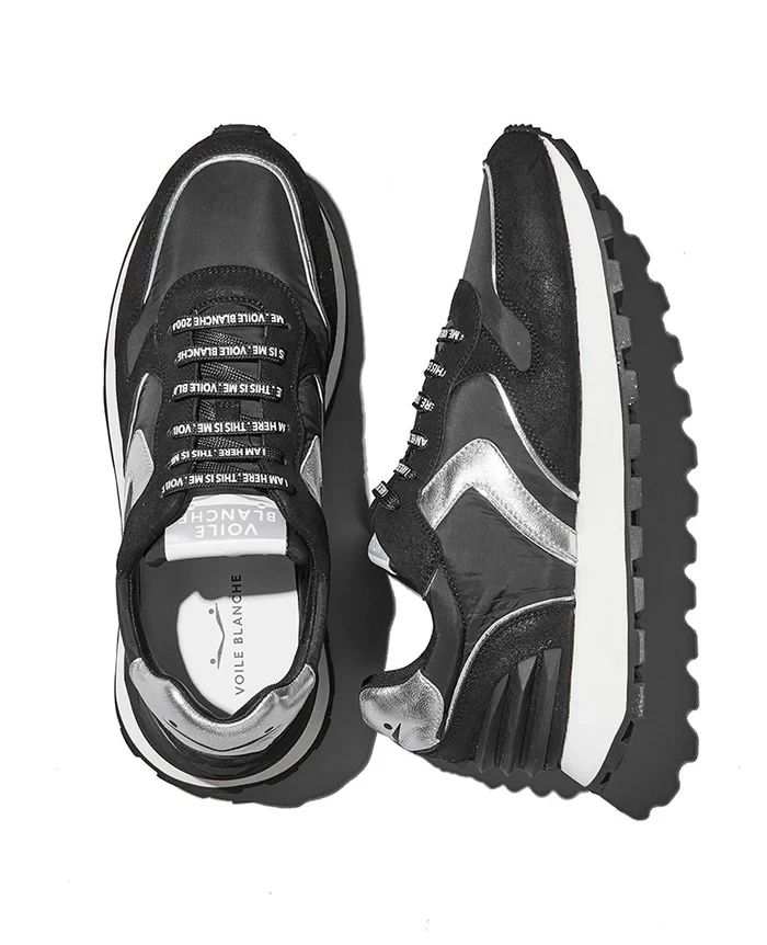 靴6万9300円／ボイル ブランシェ（買えるLEON）