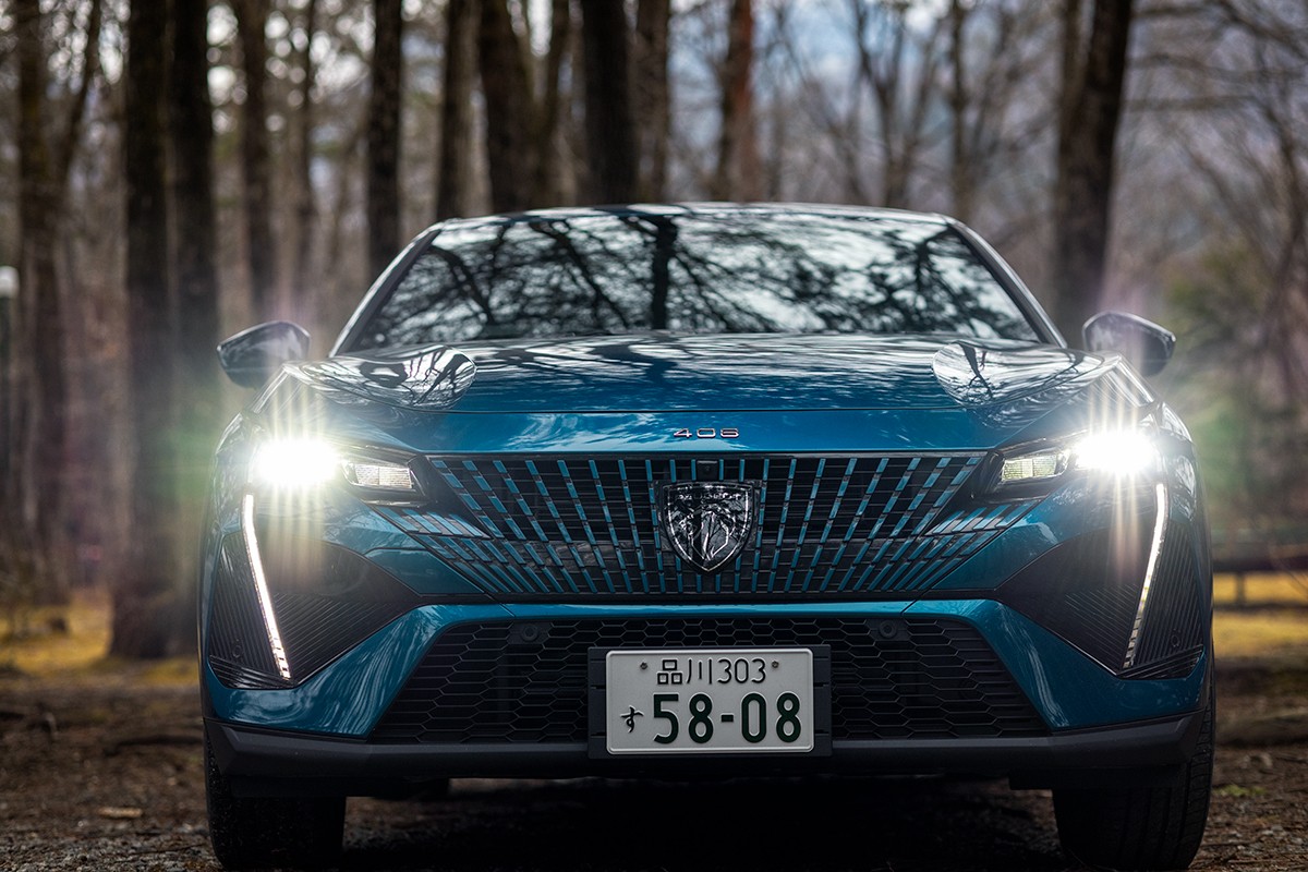 プジョー「408 GT HYBRID」