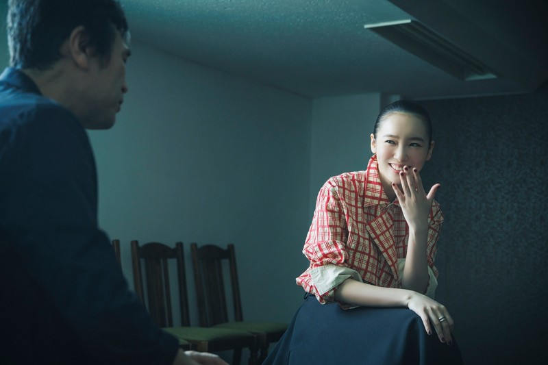 飯豊まりえ 樋口毅宏 WebLEON LEON 岸辺露伴
