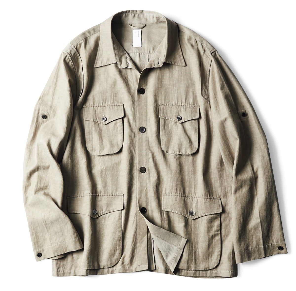 シャツ5万7200円/ビナイン(エヌエスナイン)