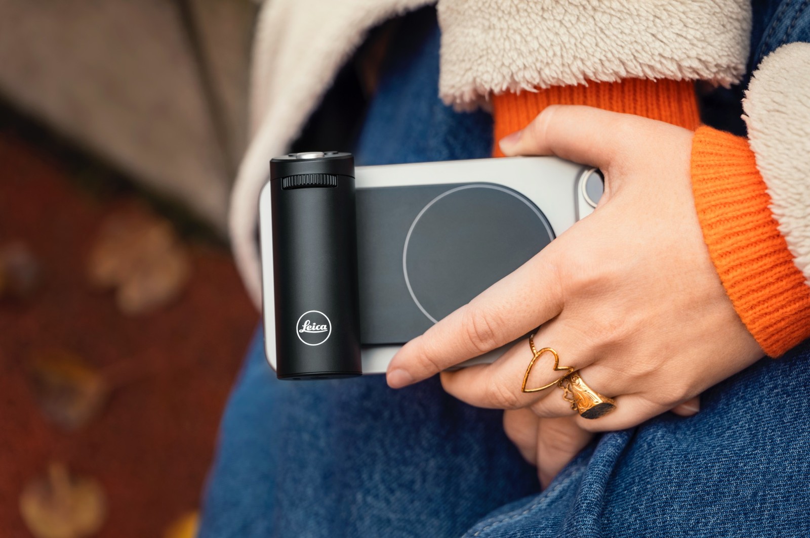 ライカ『Leica LUX グリップ』4万8400円/ライカカメラジャパン