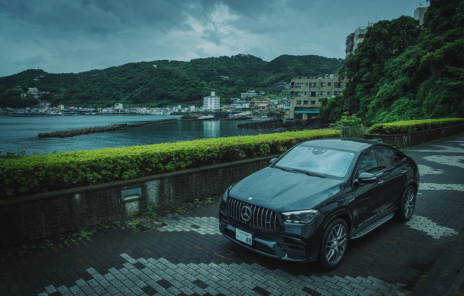 「メルセデス AMG GLE 63 S 4MATIC+クーペ」 伊豆・相模湾