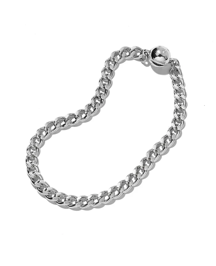 ブレスレット9万4600円／レアール（買えるLEON）