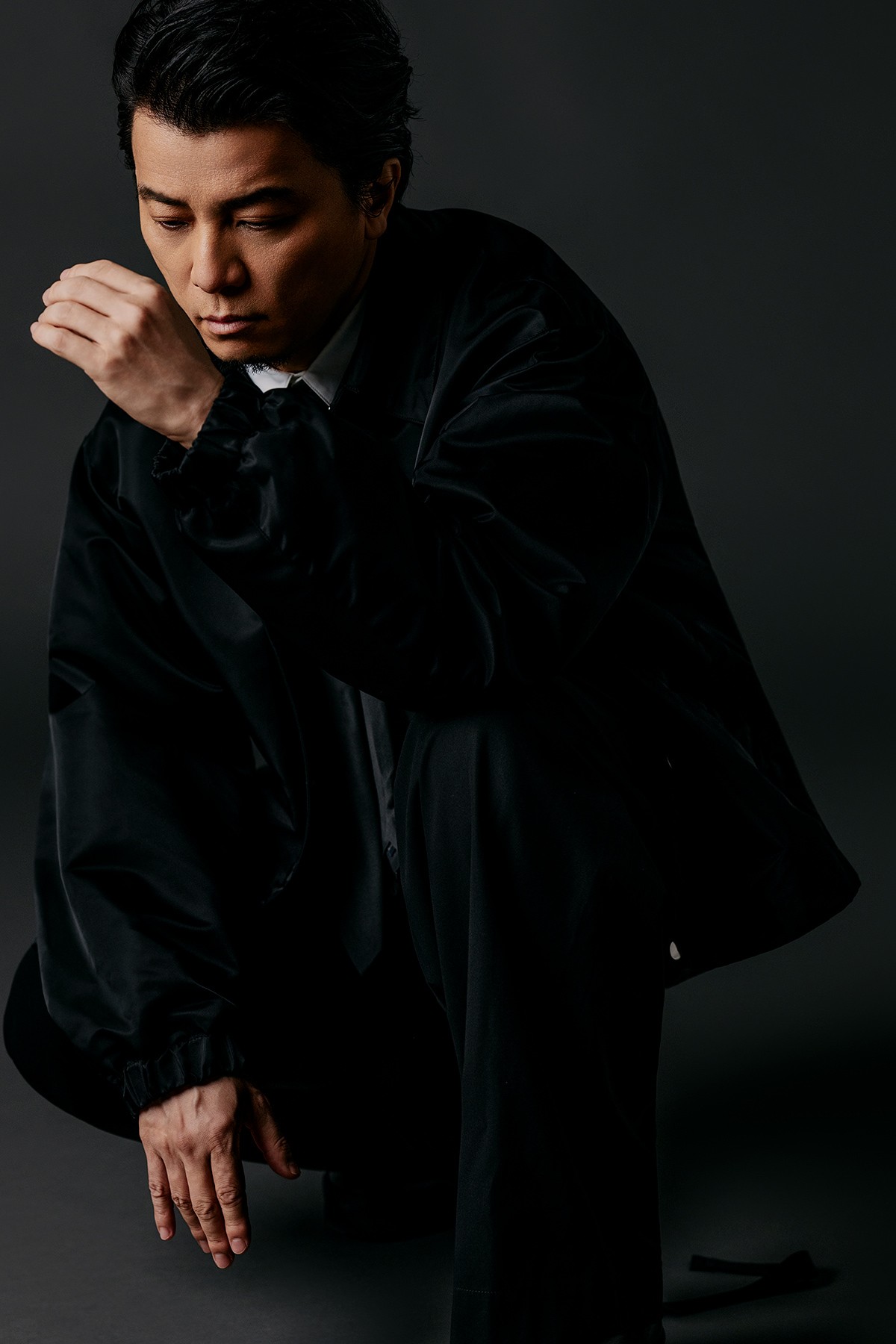 KREVA×ALMOSTBLACKBACK TO BASICS