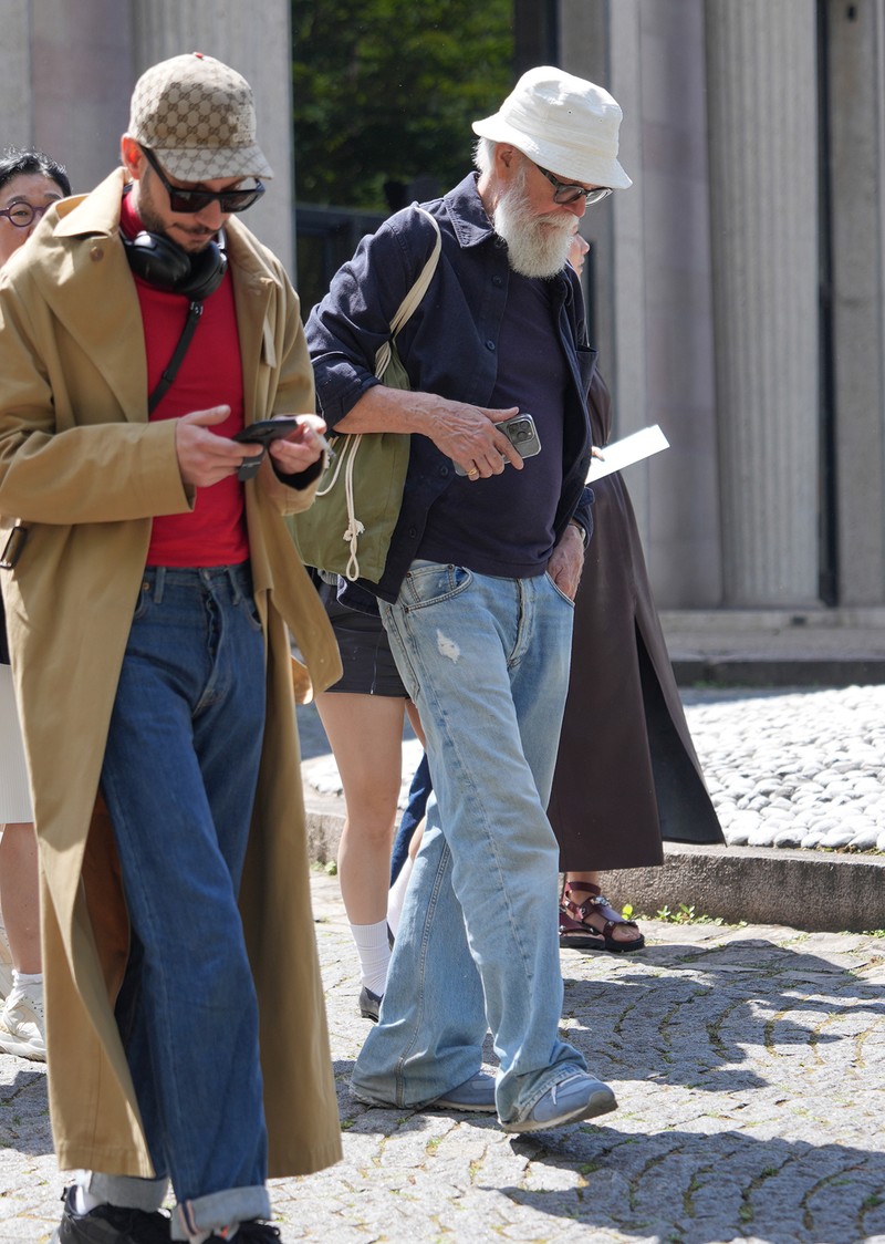 イタリア メンズファッション スナップ コーディネート イケオジ ちょい悪おやじ LEON 