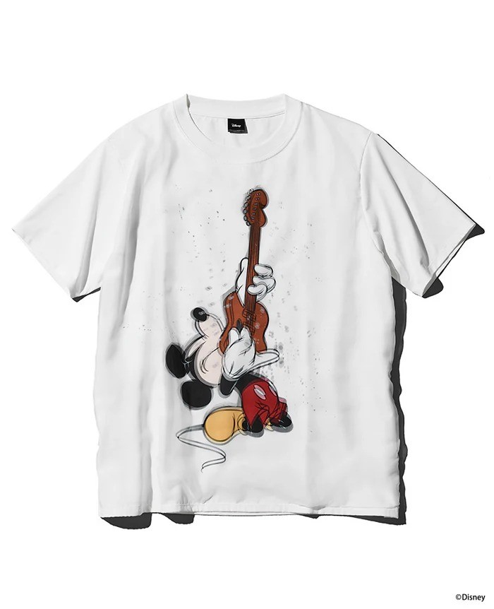 Tシャツ1万6500円／マックスシックス（買えるLEON）