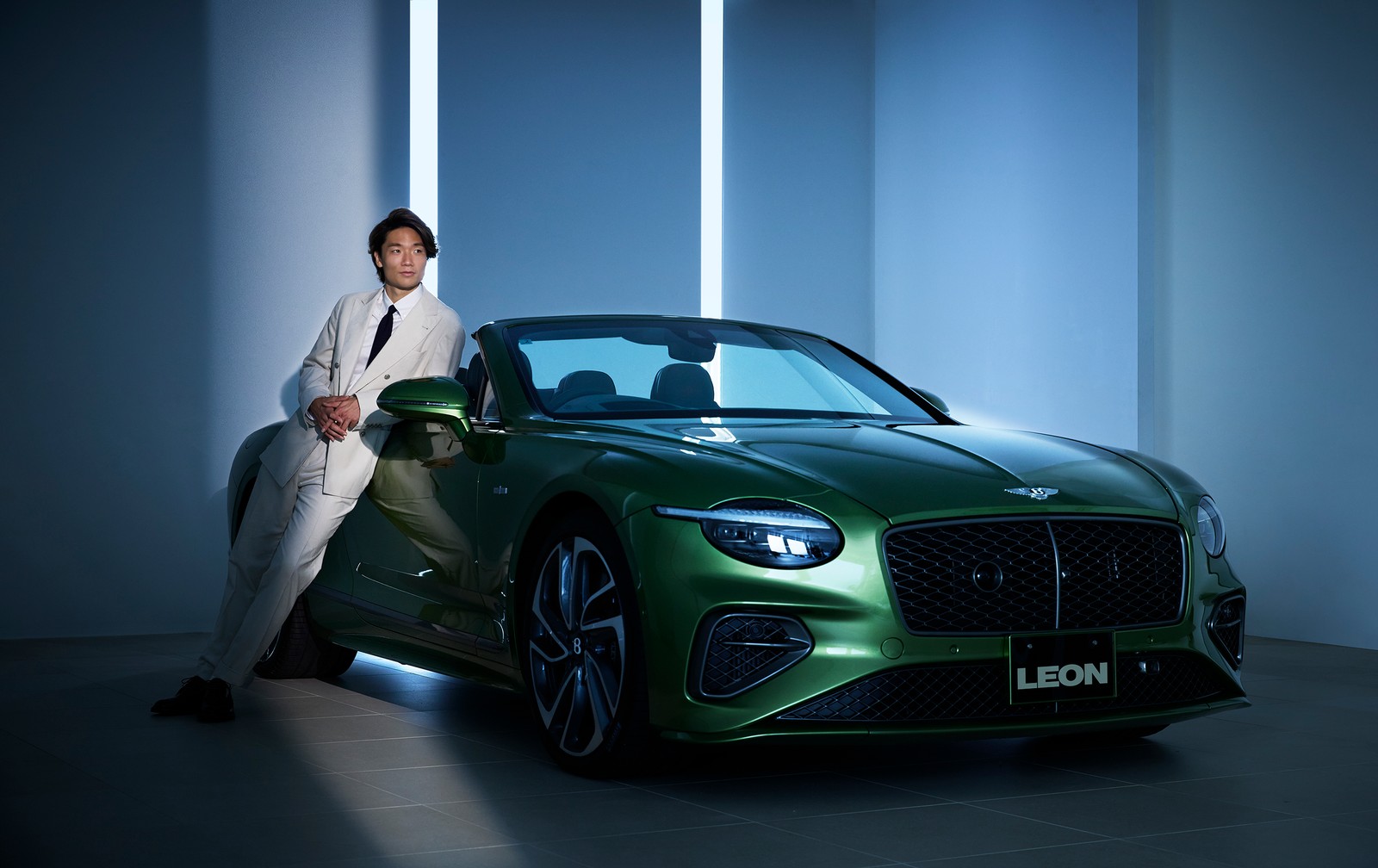 サッカー日本代表「板倉 滉」、ベントレー コンチネンタル GTC ブルネロ クチネリ ヴァシュロン・コンスタンタン