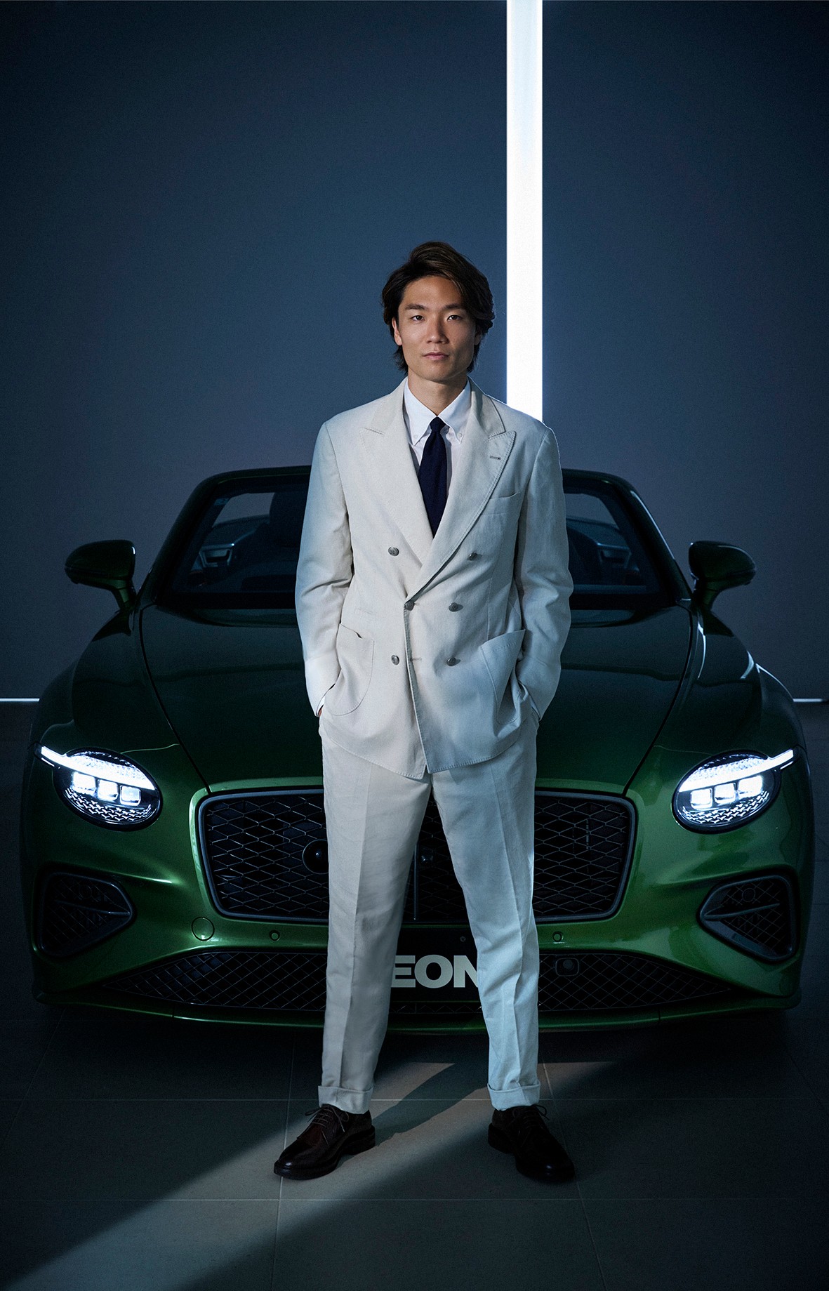 サッカー日本代表「板倉 滉」、ベントレー コンチネンタル GTC ブルネロ クチネリ ヴァシュロン・コンスタンタン