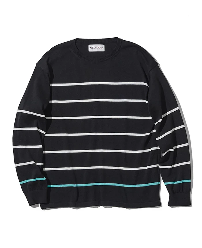 ニット3万3000円／ウィス・キー（買えるLEON）