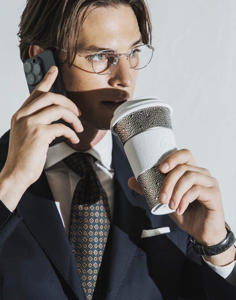 ベルナルド、マグノ マド、タンブラー、ビジネス