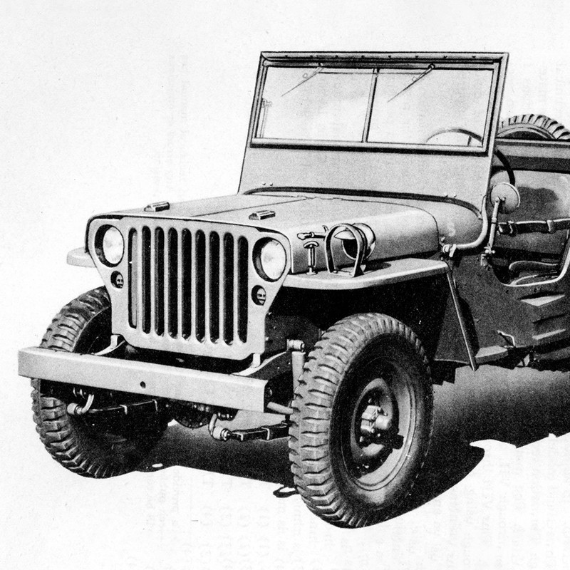 第二次世界大戦の戦火が迫る1940年、アメリカ陸軍は135社の自動車メーカーに「軽量偵察車」の入札に応じるよう要請。これに応じた3社が、その1年後に共同生産したのが初代ジープのウィリスでした。この血統を受け継いでいるのが現代のジープ ラングラー。軽量で悪路走破性が際立って高いという特徴に変わりはありません。
