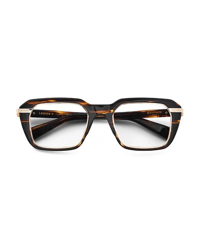 メガネ11万8800円／バルマン（買えるLEON）