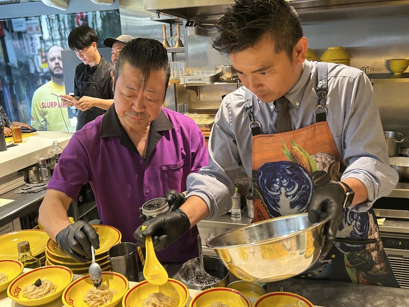 ラーメン　LEON　山本益博　ラーメン革命！　WebLEON　天空落とし・中村栄利×ロックンインパクト・嶋崎順一