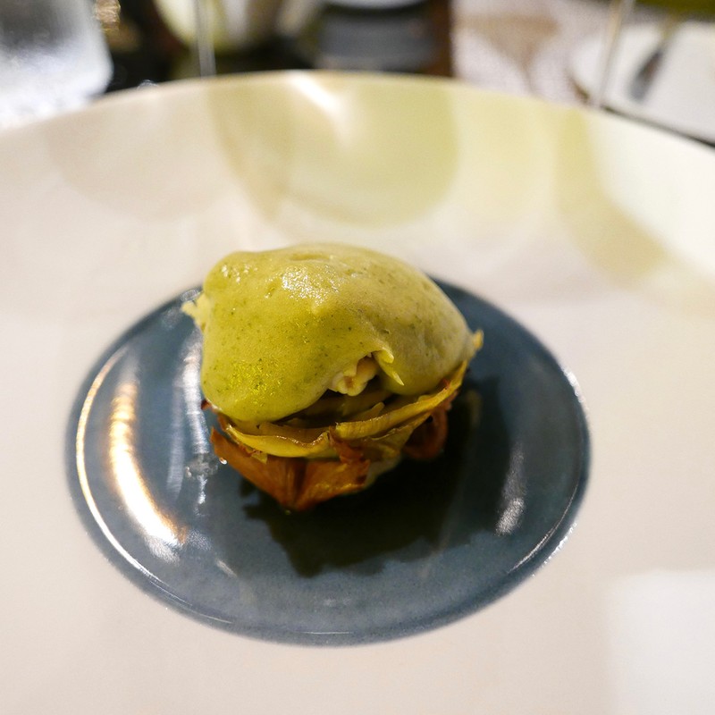 アーティチョーク以外の食材は主にナマコ。