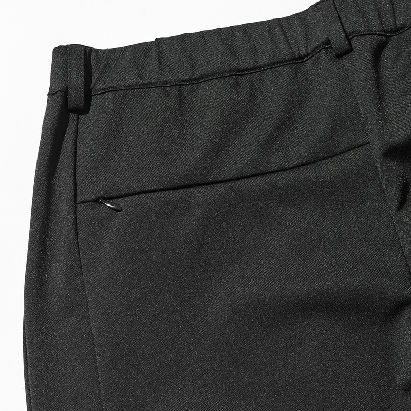 パンツ各2万2000円／クロノス（買えるLEON）