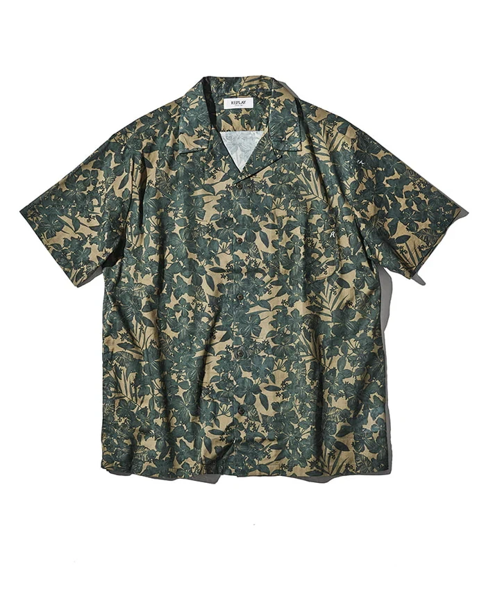 シャツ2万5300円／リプレイ（買えるLEON）