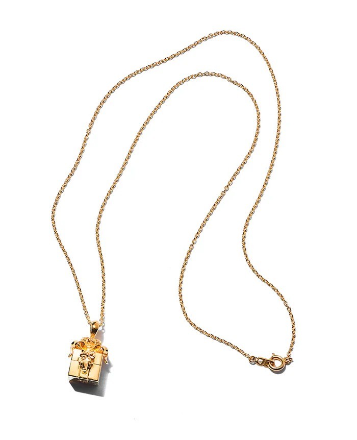 ネックレス6万8200円／ジャスティン デイビス（買えるLEON）