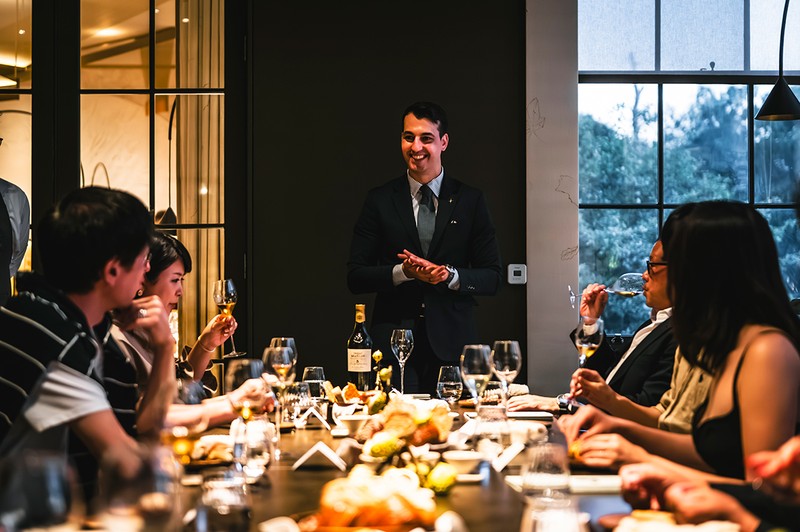 日本からのツアーの参加者が楽しんだカーワース・パーク・ホテルでのディナー。旬の食材を活かした創作料理とワインは素晴らしいの一言。