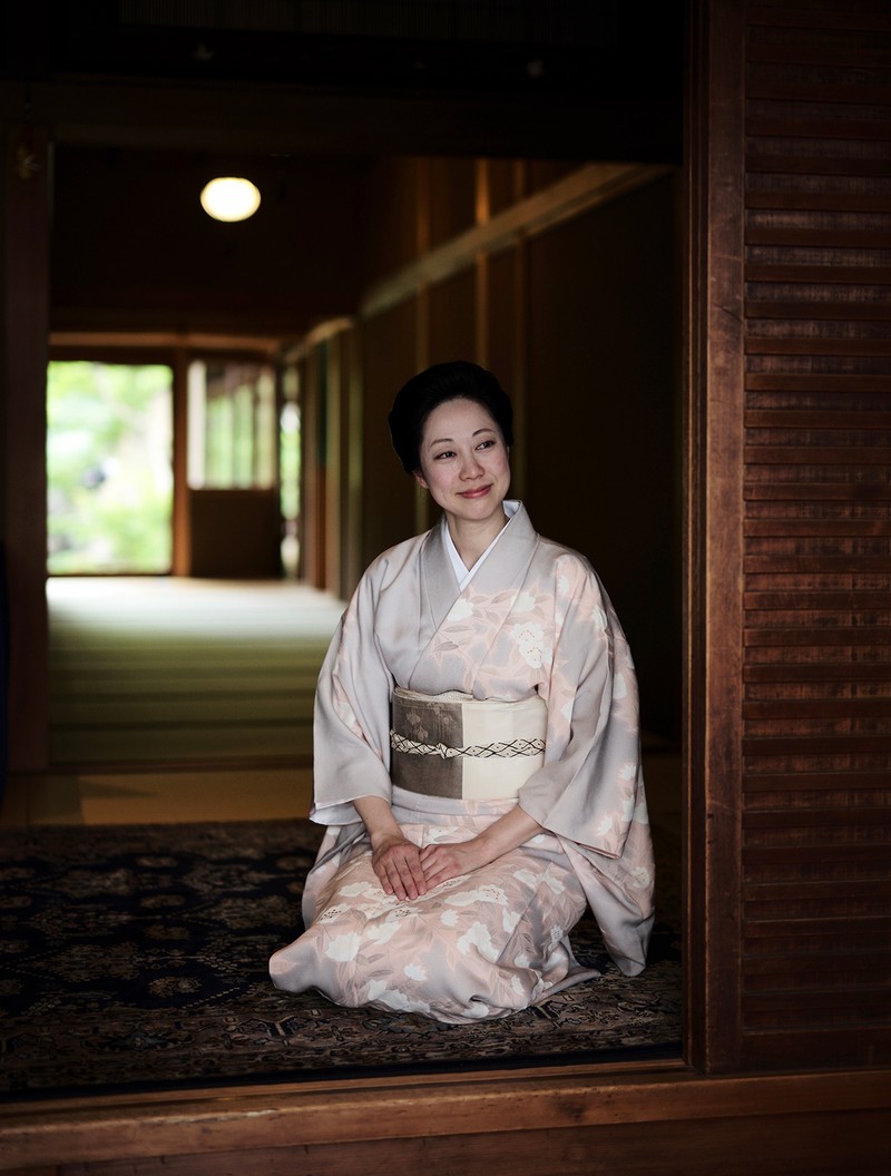 1877年創業の「京大和」七代目の阪口順子氏。日本文化を学び、伝統的な料理と空間(登録無形文化財“京料理”)の提供に尽力。米国留学の経験を活かし、海外からのゲストにも料亭文化を紹介している。