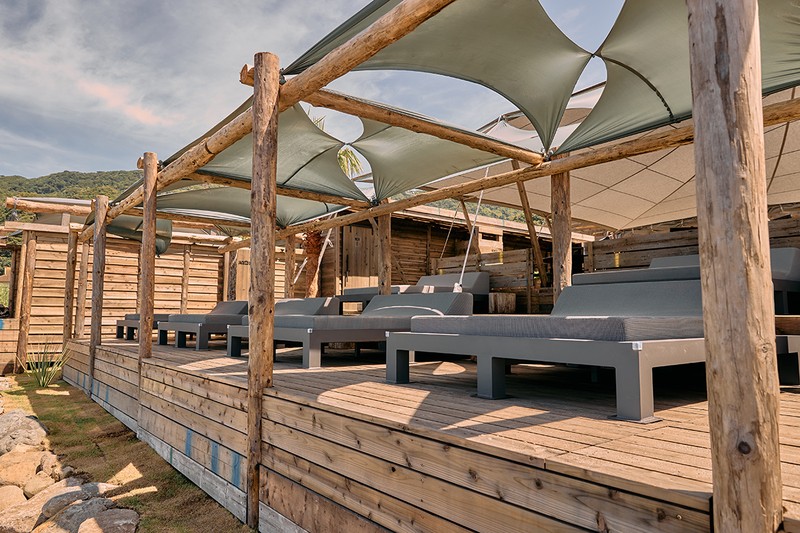 千葉・鋸南町 Motona Beach Club(モトナ・ビーチ・クラブ)